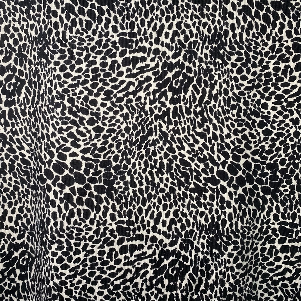 5/$25 | CHICO’S 0 Animal Print Scoop Neck Tank Top - Picture 4 of 8